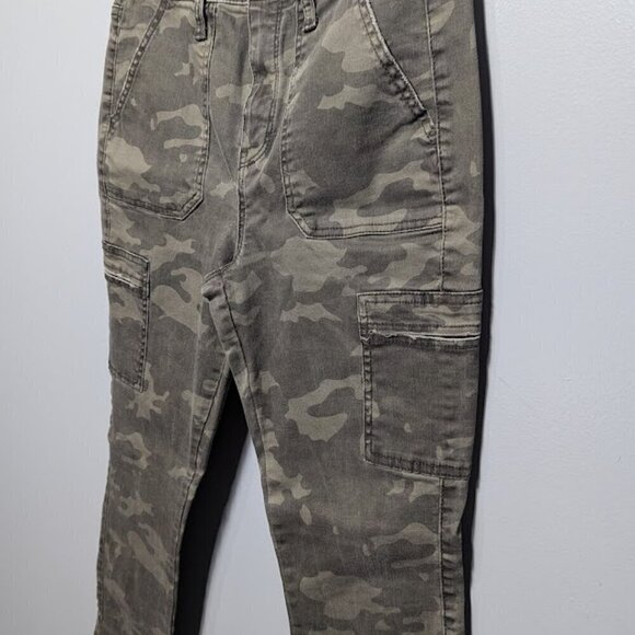 MUDD FLX Stretch HIg Rise Utility Jegging Camo Size 9 - Picture 3 of 6